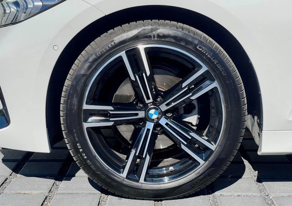 BMW Seria 3 cena 209000 przebieg: 19000, rok produkcji 2023 z Zawidów małe 92